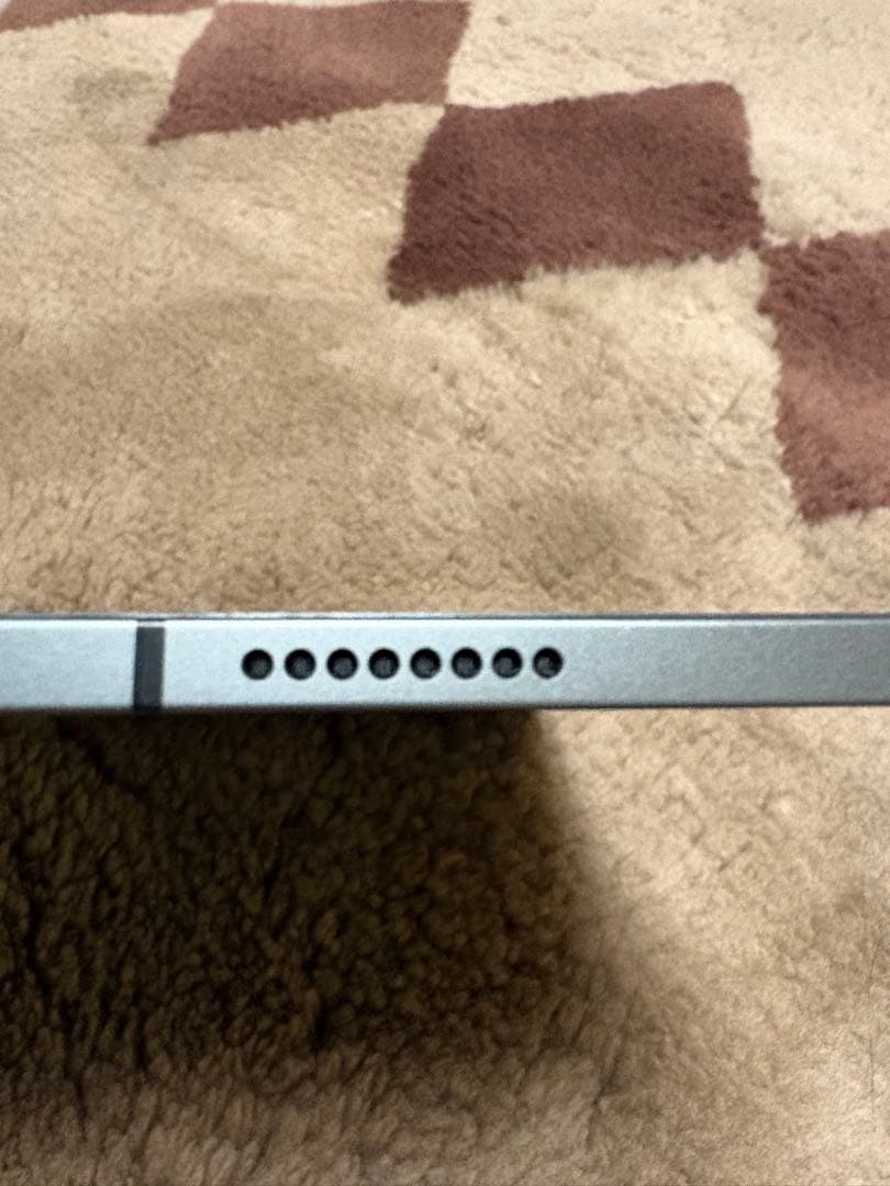 iPadPro11インチ第3世代128GB、純正カバー、非純正タッチペン付き