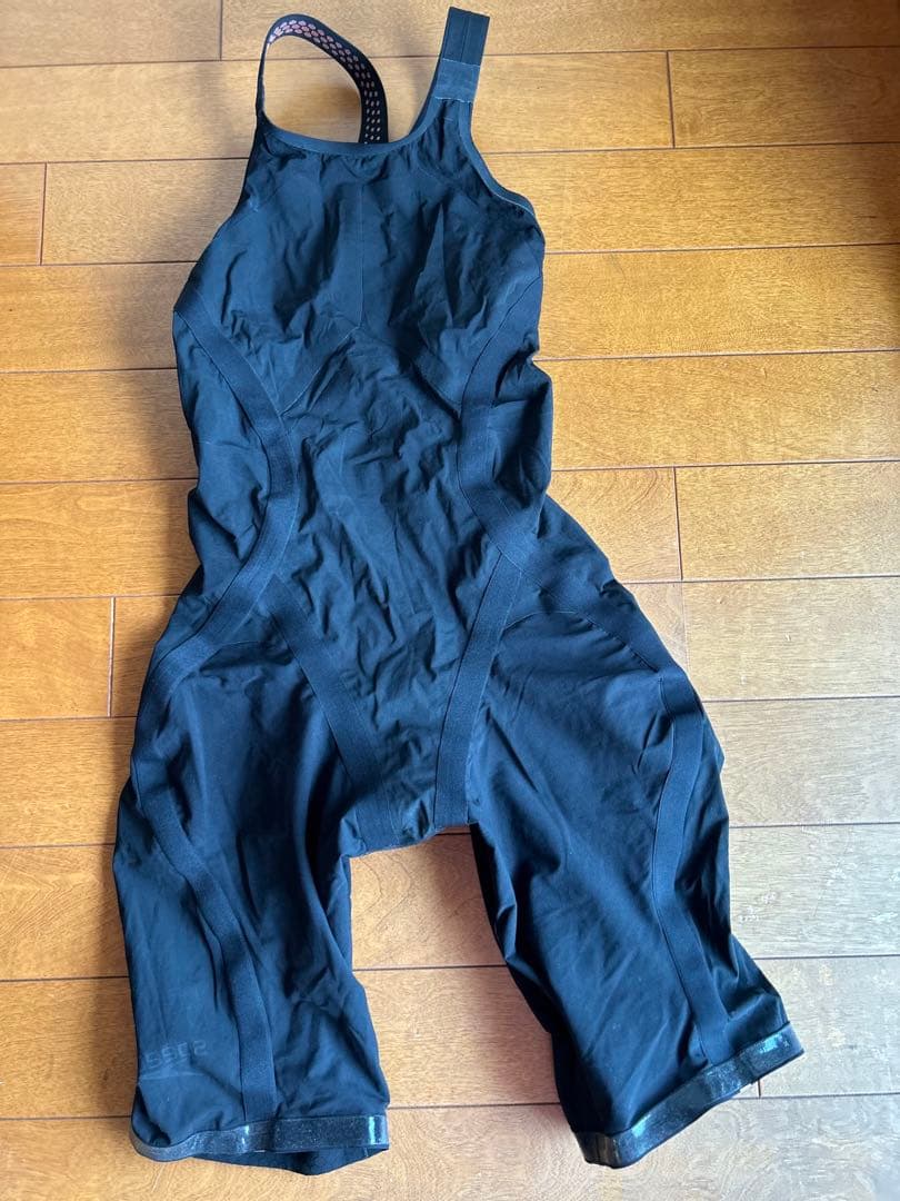 スピード　ファストスキンレーザーピュアインテント　クローズドバック