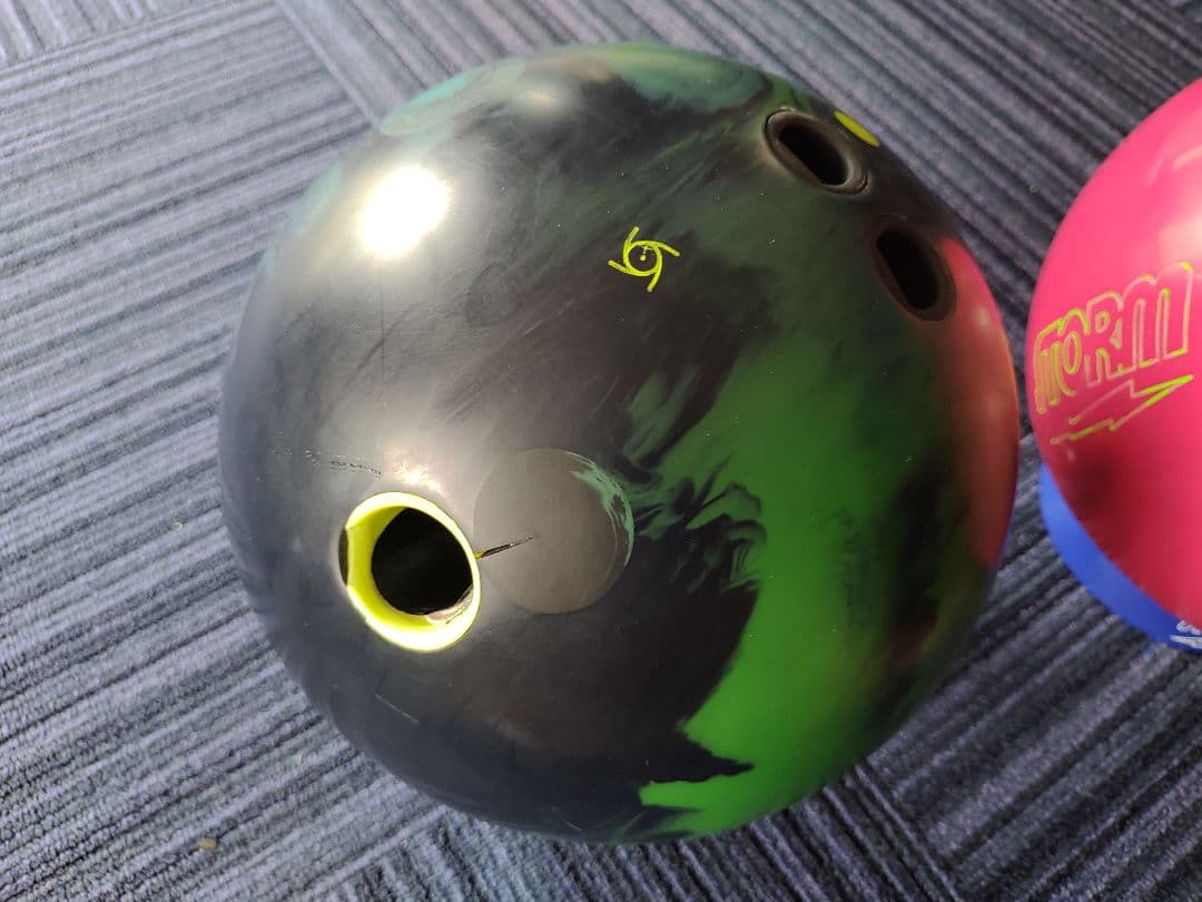 STORM ボウリングバッグ　+ 　ボウリングボール　マーヴェル2個セット