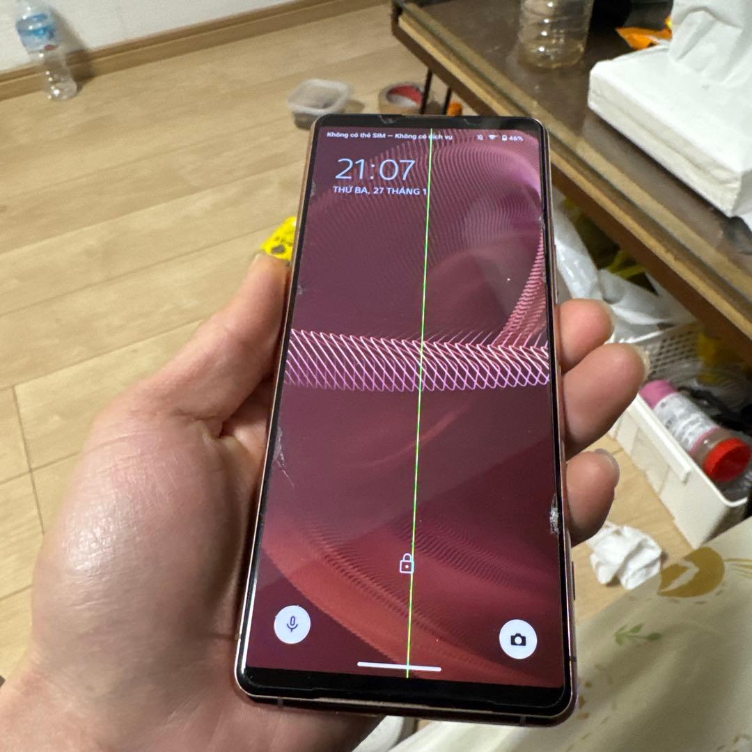 SONY スマートフォン 本体 ピンク 画面ひび割れ 5mark iii