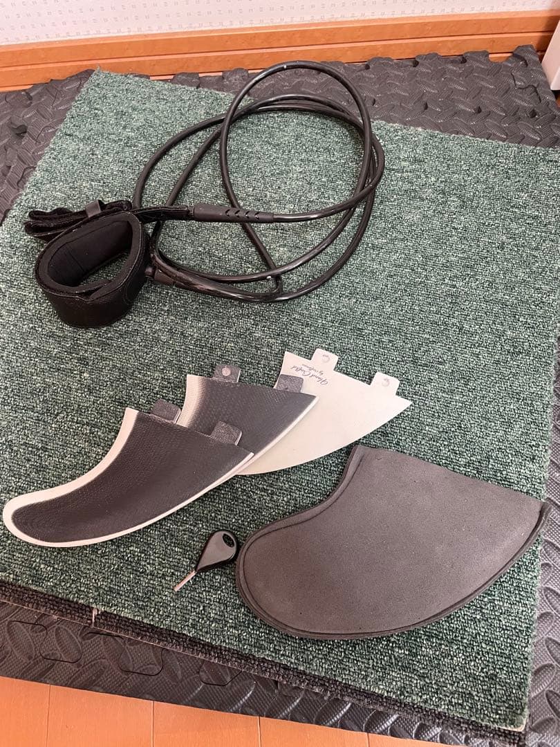 お買得‼️サーフボード　ミッドレングス