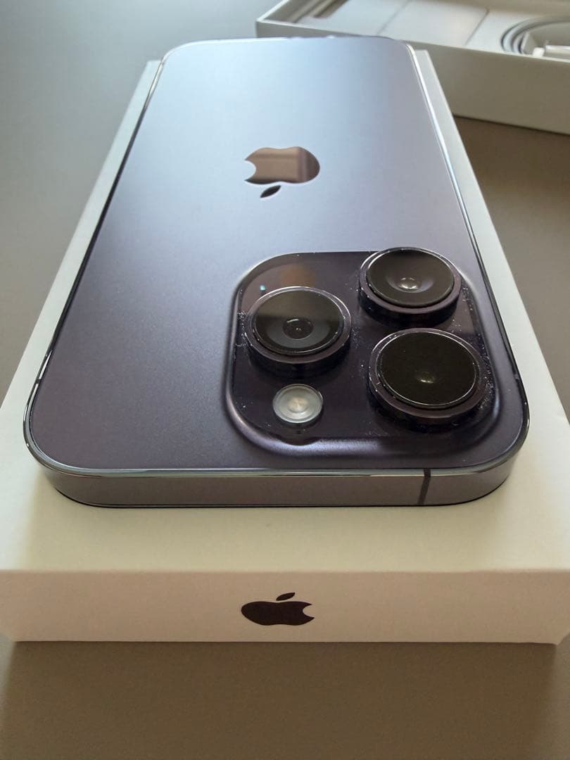 極美品 iPhone 14 Pro 256GB ダークパープル（付属品未使用）