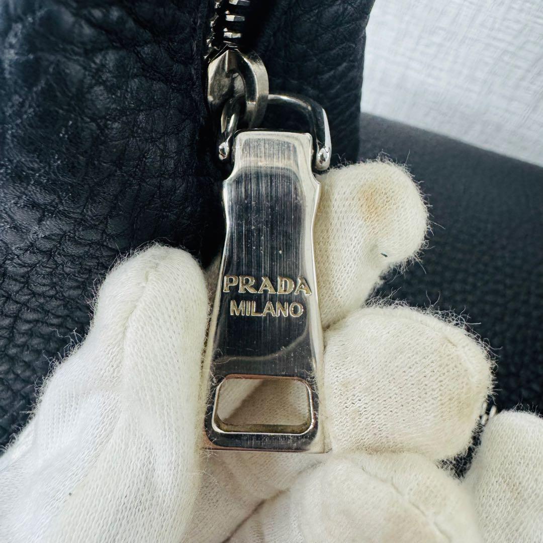 ✨PRADA✨プラダ✨ヴィッテロダイノ✨革タグ✨BR4311✨ショルダーバッグ✨