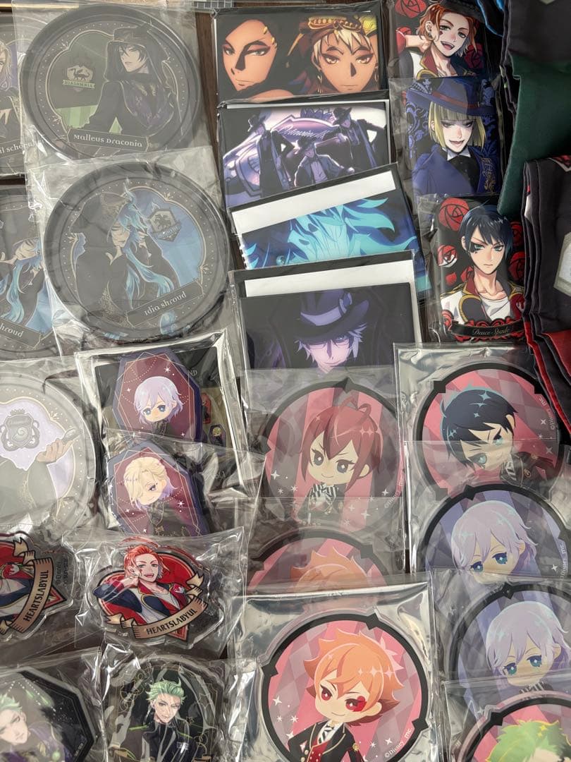 【お買得】ツイステッドワンダーランドグッズまとめ売り約250点大量セット