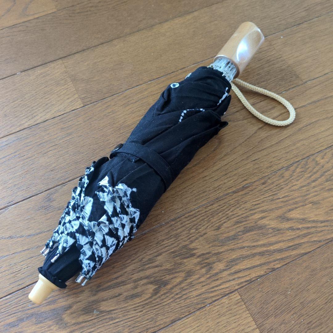 【新品未使用】有松絞り花柄刺繍の黒い折りたたみ日傘