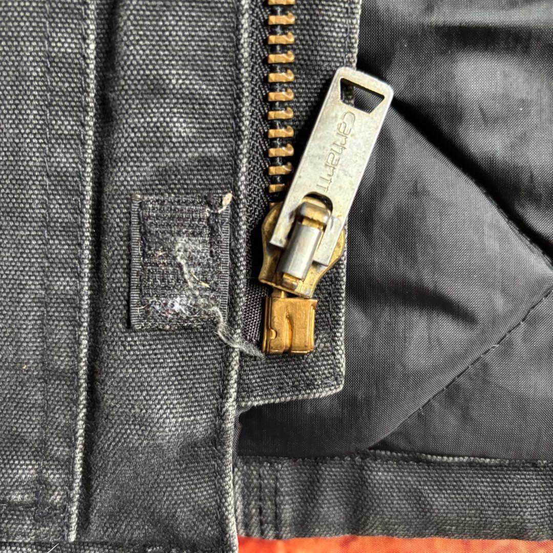 Carhartt カーハートトラディショナルデトロイトJQ185