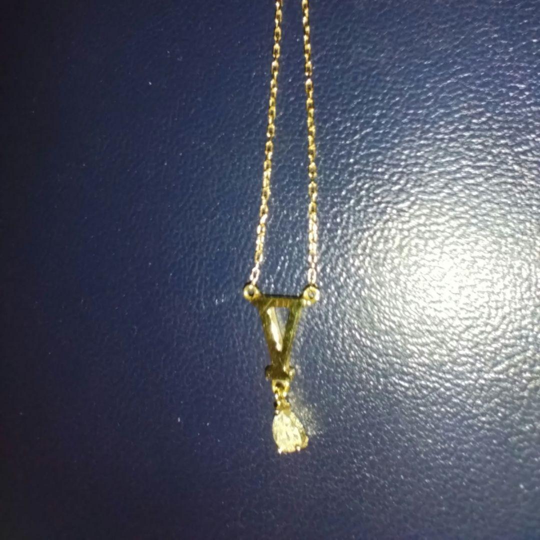 AHKAH　トライアングルトップ石付ネックレス　k18