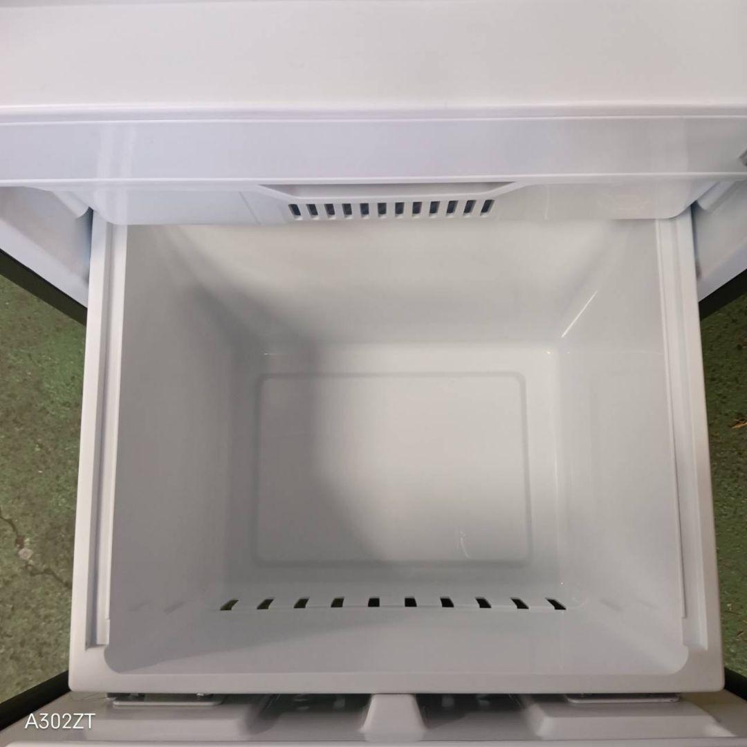 41B9 送料設置無料　ハイセンス　ガラスデザイン冷蔵庫　22年製　162L