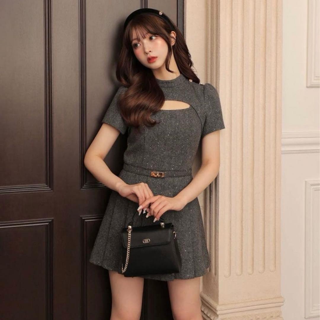 エムミーエメ M me eme クラシカルヘリンボーンミニワンピース