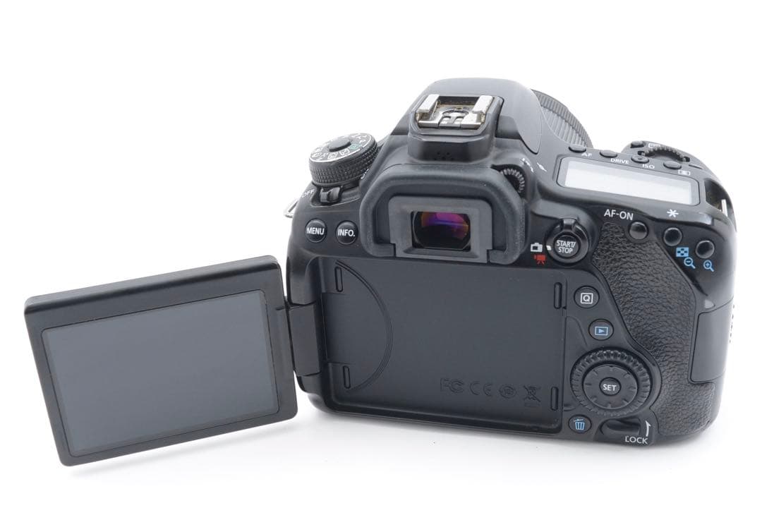 美品　Canon EOS 80D EF-S 18-135mm IS USM