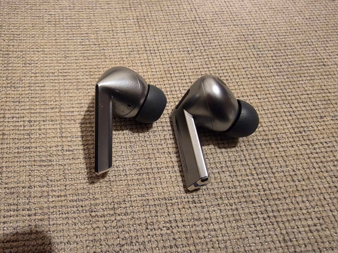 Galaxy buds3 pro 中古 本皮ケース付き 微キズ