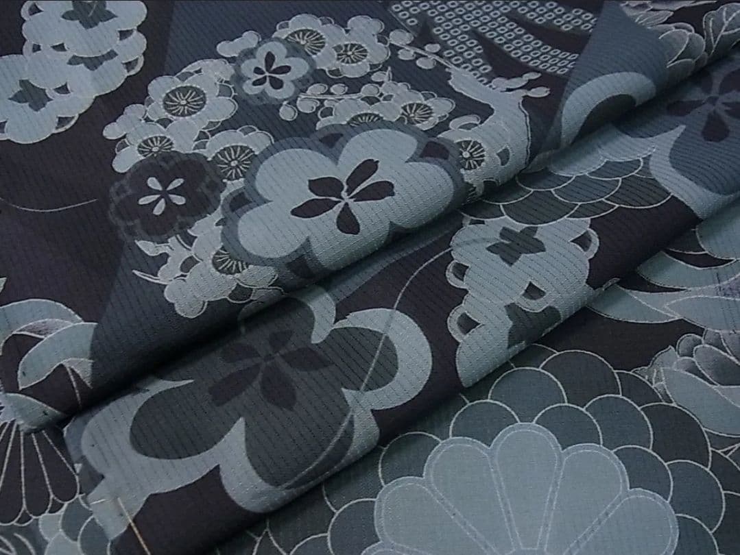 【お値下げ・美品・撫松庵】低身長　セオアルファ小紋・浴衣兼用　切嵌舞花文　洗える