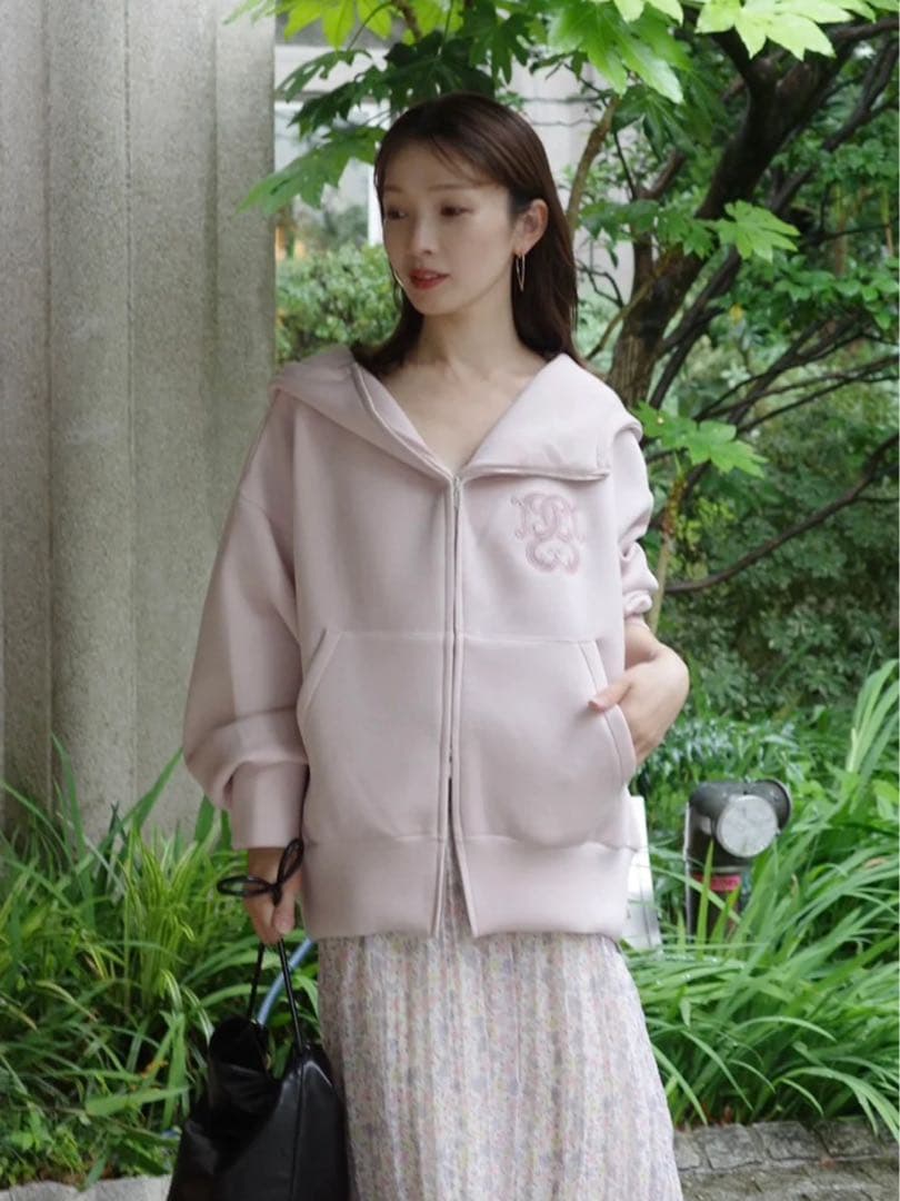 【完全完売品】スナイデル（SNIDEL）/ボリュームパーカーPNK（ラメ入り）