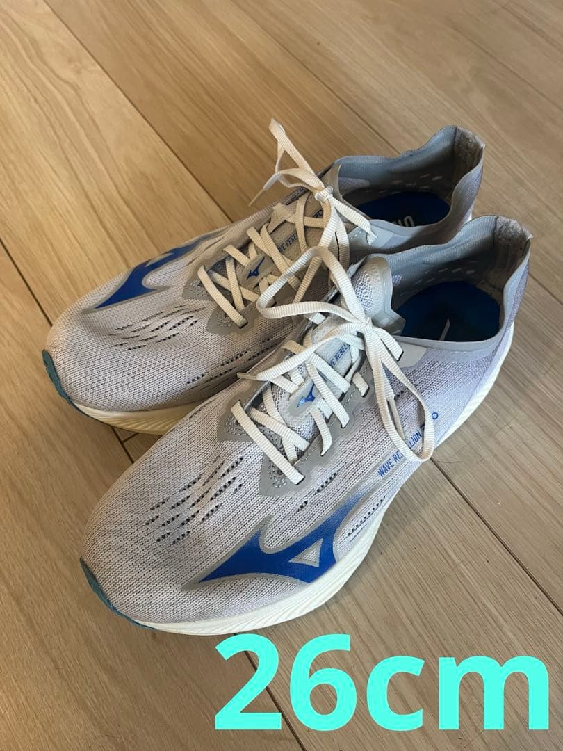 Mizuno ランニングシューズ ウェーブリベリオンプロナチュラル 26cm