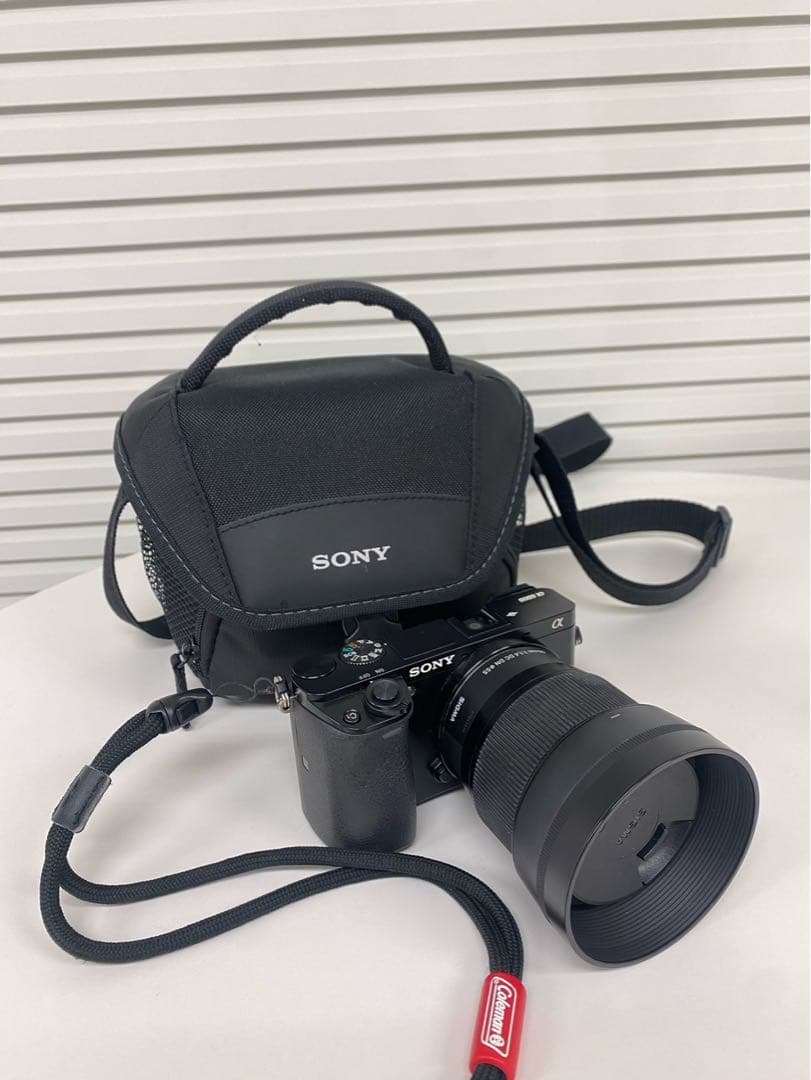 高性能一眼カメラSONY α6000＋SIGMA 56mm F1.4レンズセット