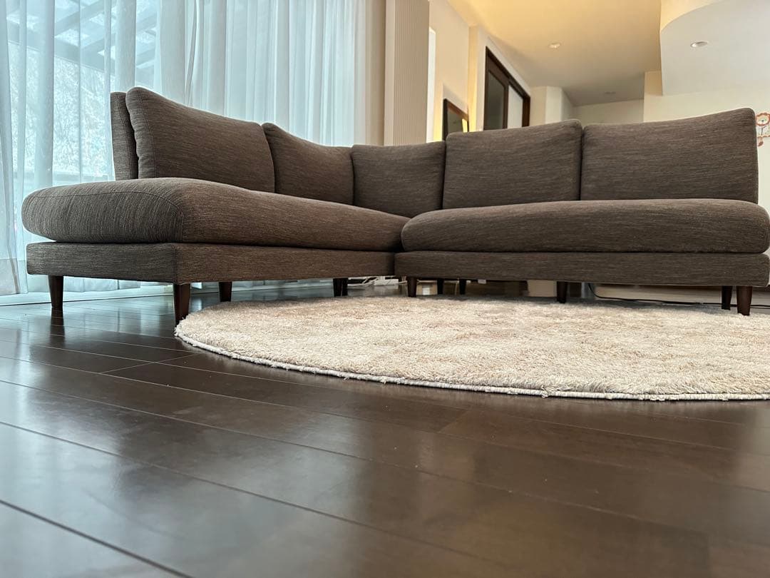 ニトリ　コンセント付き3〜5人掛けソファ