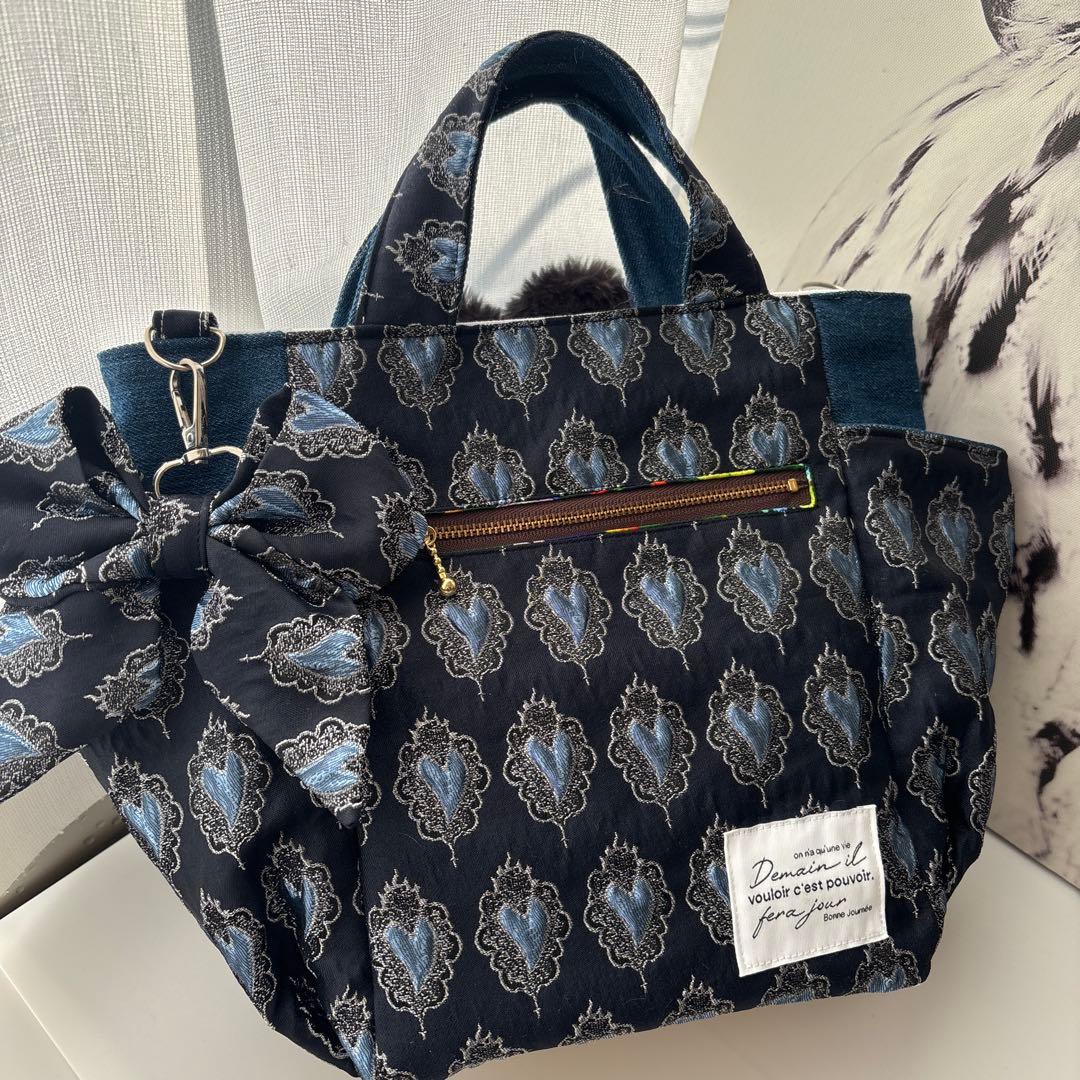 あ*き様 コヤンイサムチョン　ブラックファー×レース　 バック ハンドメイド