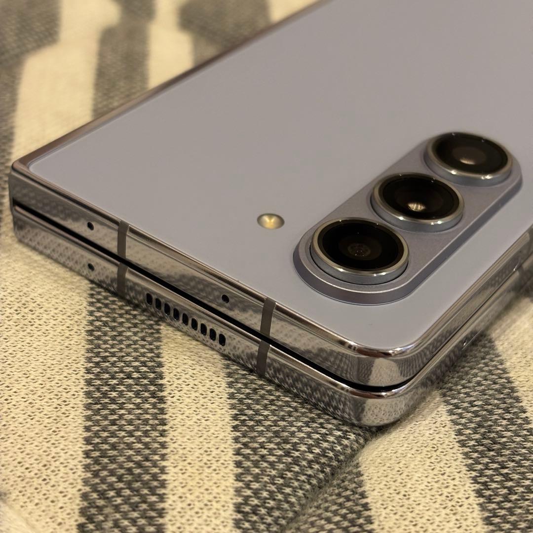 【即日発送】Samsung Galaxy Z Fold 5本体 新品純正フィルム