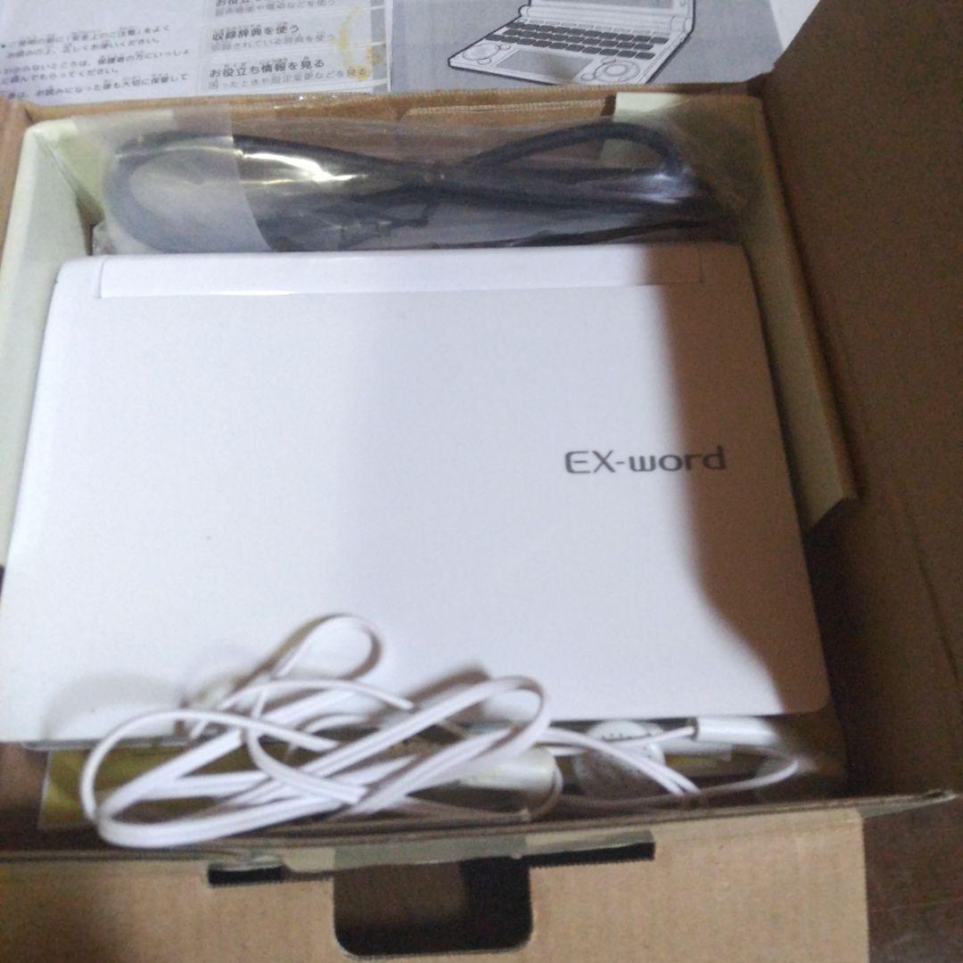 ビジネスも日常も使えます カシオEXword1台セット手のひらサイズです。