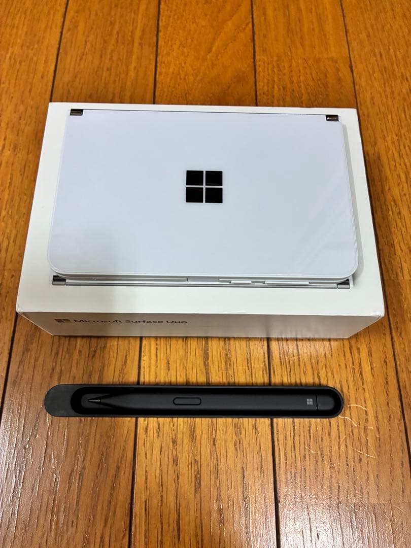 Microsoft Surface Duo ホワイト 本体