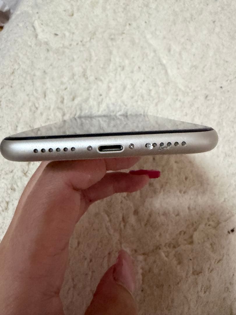 Apple iPhone 11 ホワイト128G箱付き