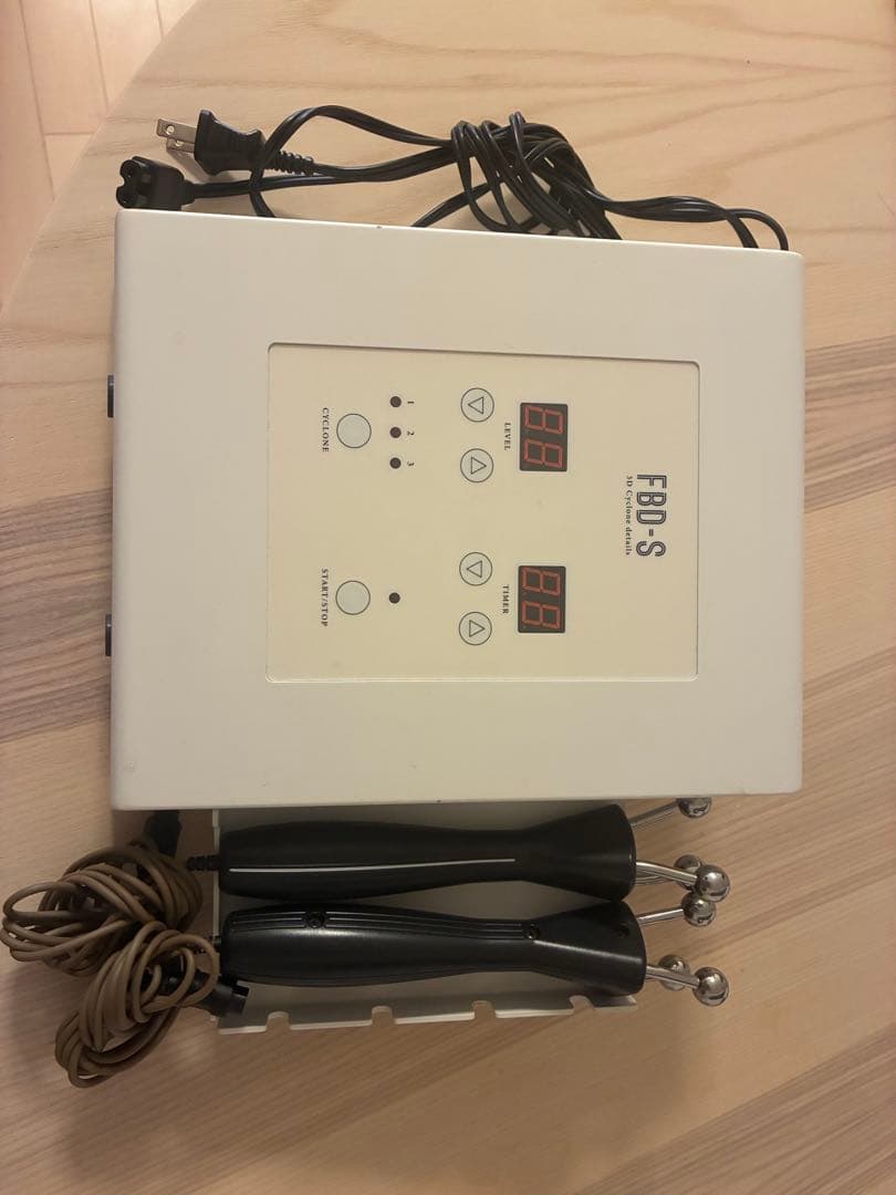 【77万→55万値下げ】フェイスビートダンス　美顔器・美容器