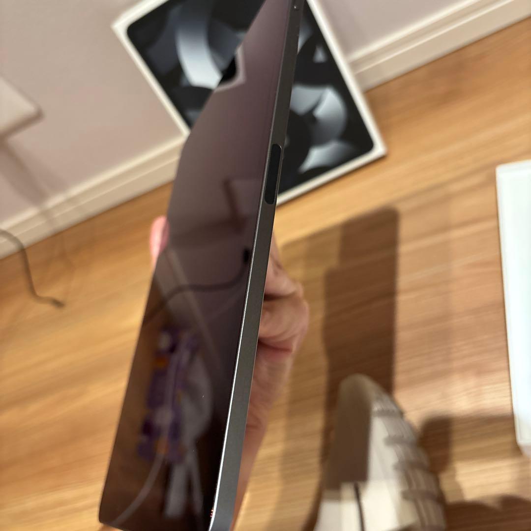 iPad Air (第5世代) 64GB Wifiモデル　スペースグレー