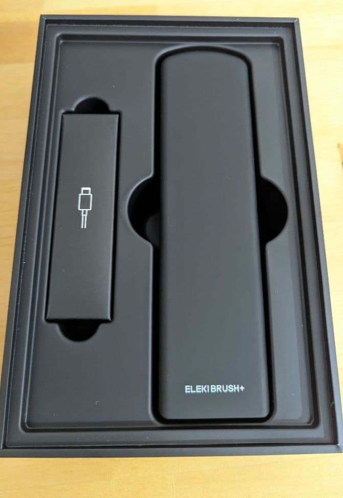 Brighte ELEKIBRUSH＋ スカルプ　 美顔器　エレキブラシ　プラス