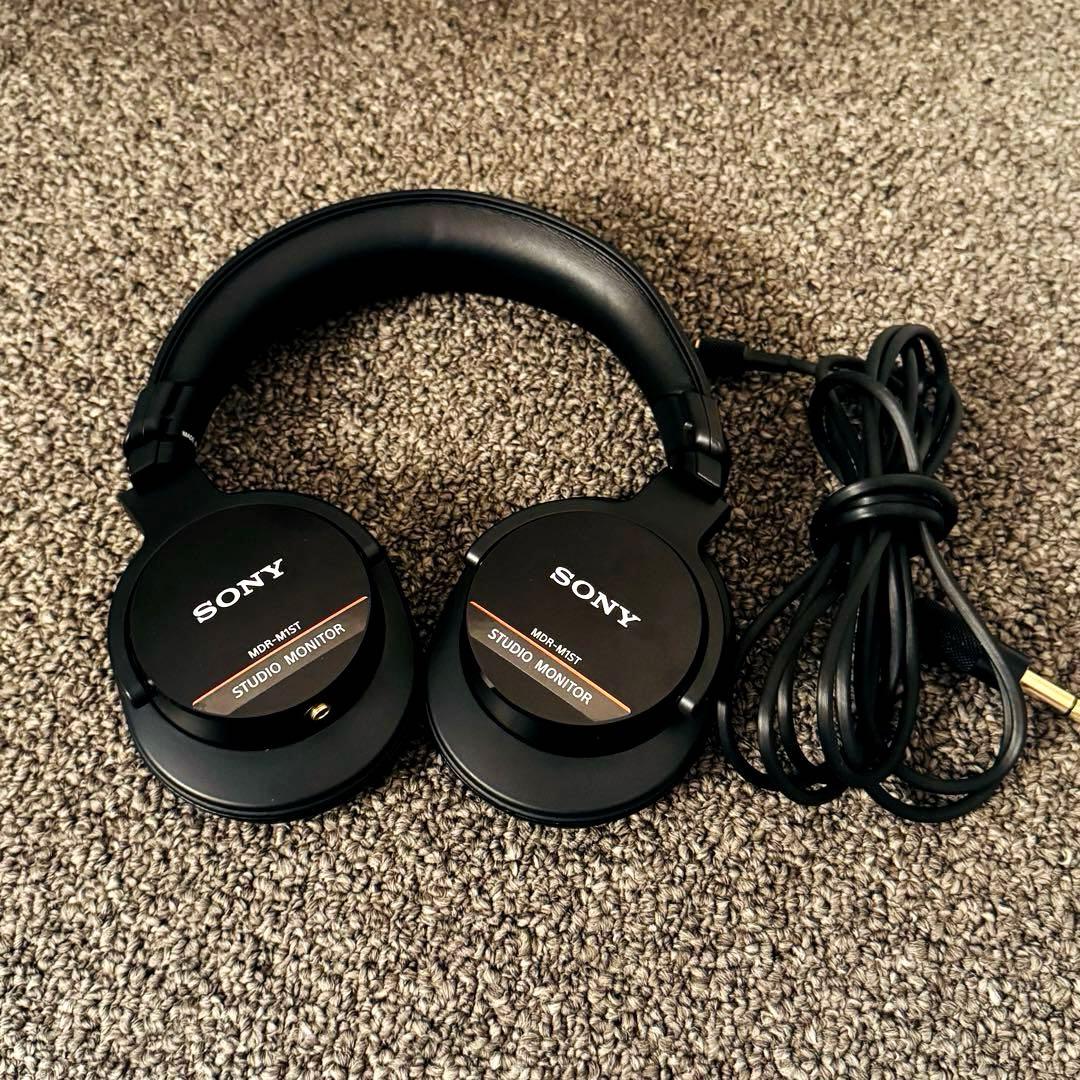 【極美品】SONY スタジオモニター 有線ヘッドホン　MDR-M1ST