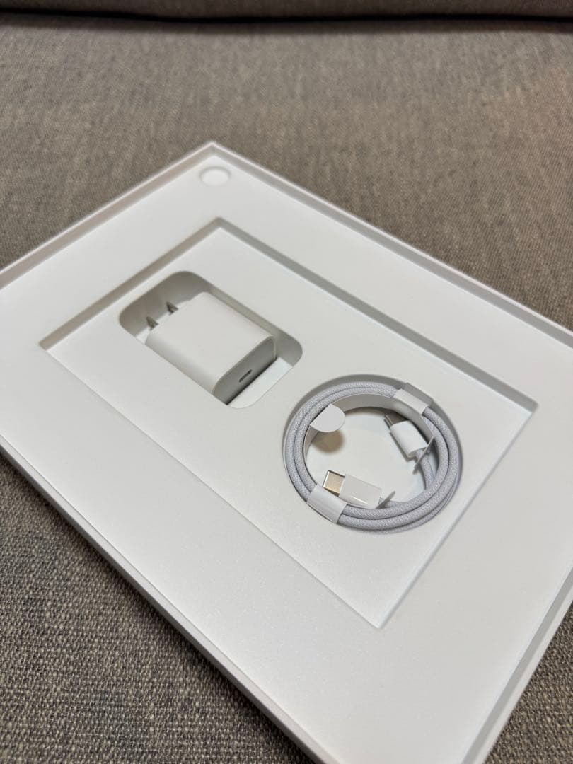 iPad Air 11インチ（M2）128GB Wi-Fiモデル　スペースグレイ