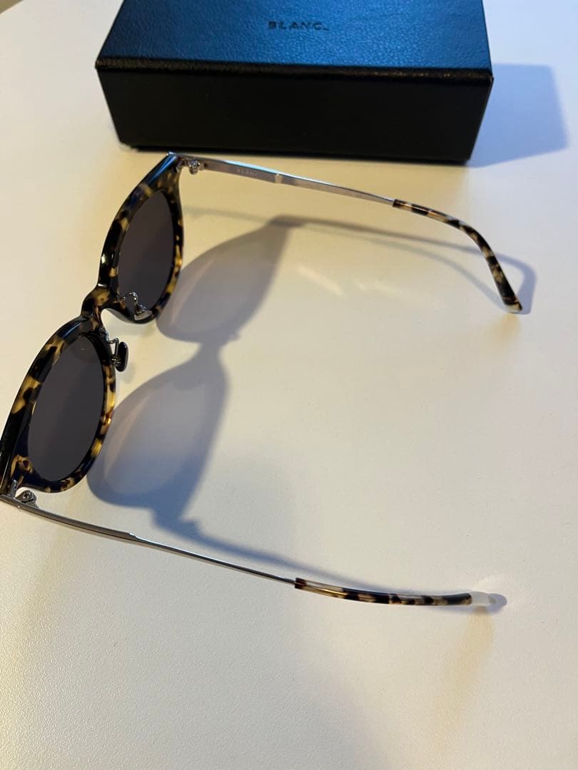 BLANC. サングラス