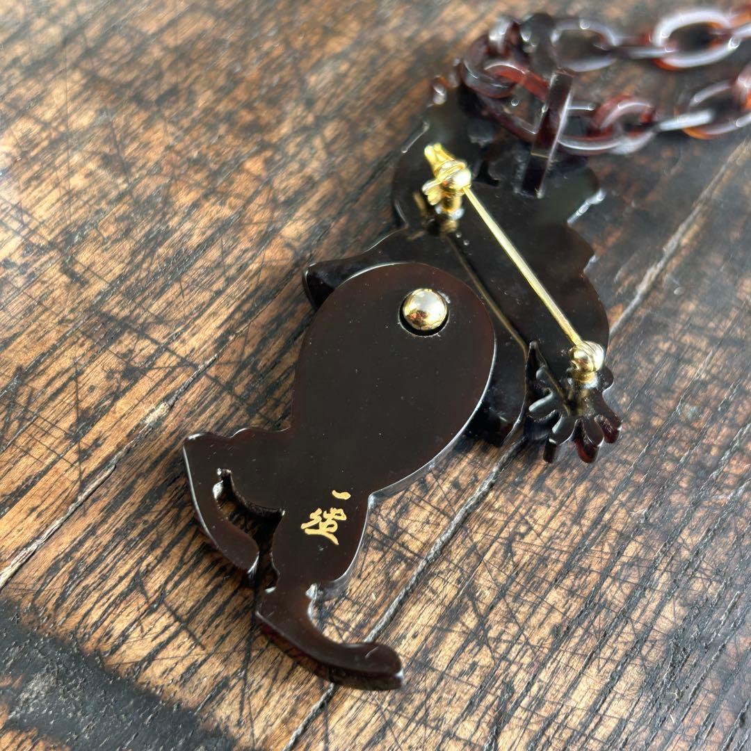 一徳作　天然鼈甲　足が動くピエロのネックレス