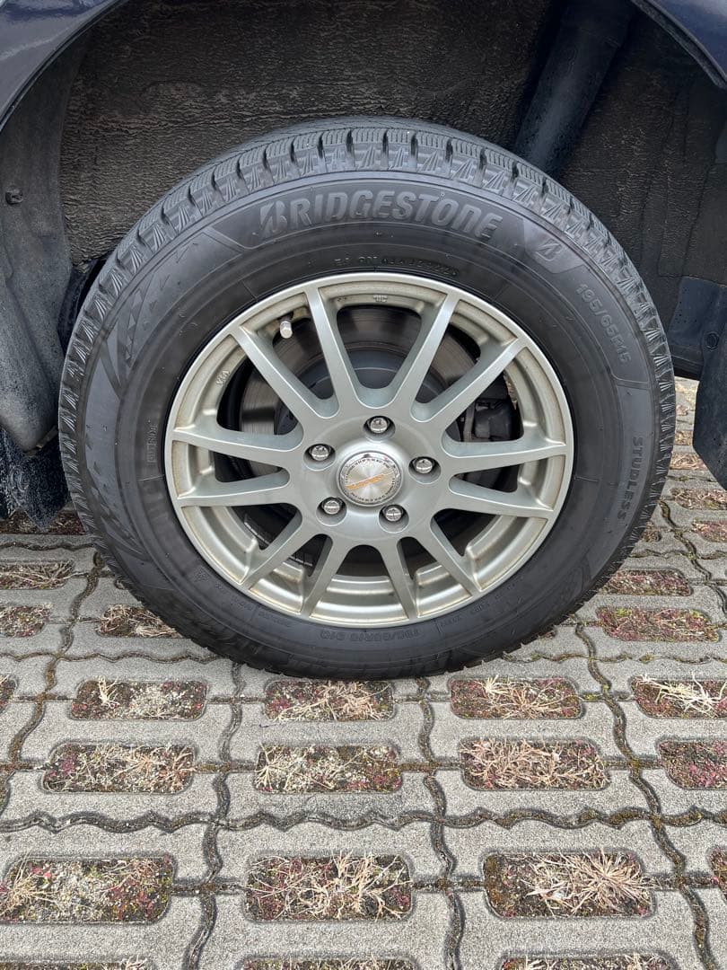 【引取り限定】トヨタ80系、ブリザックVRX-3、4本セット（15インチ）