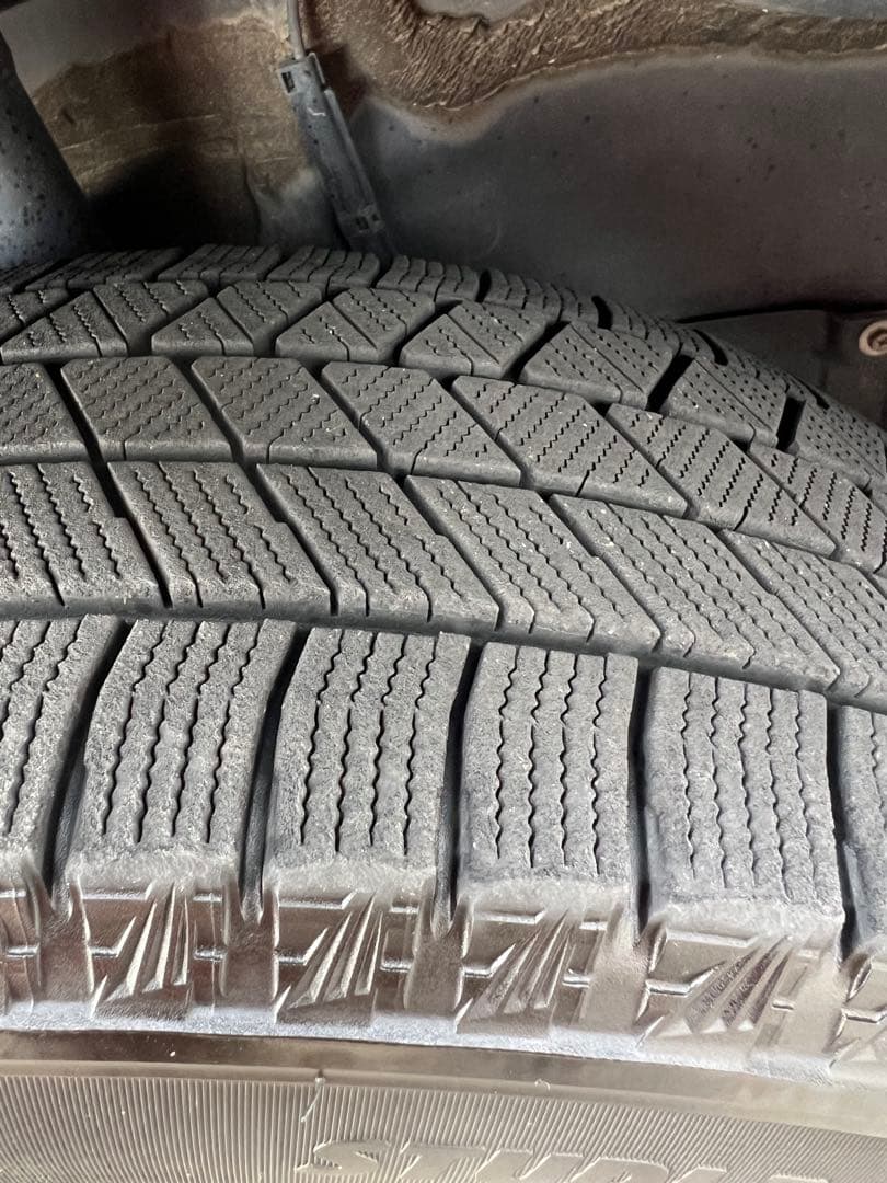 【引取り限定】トヨタ80系、ブリザックVRX-3、4本セット（15インチ）