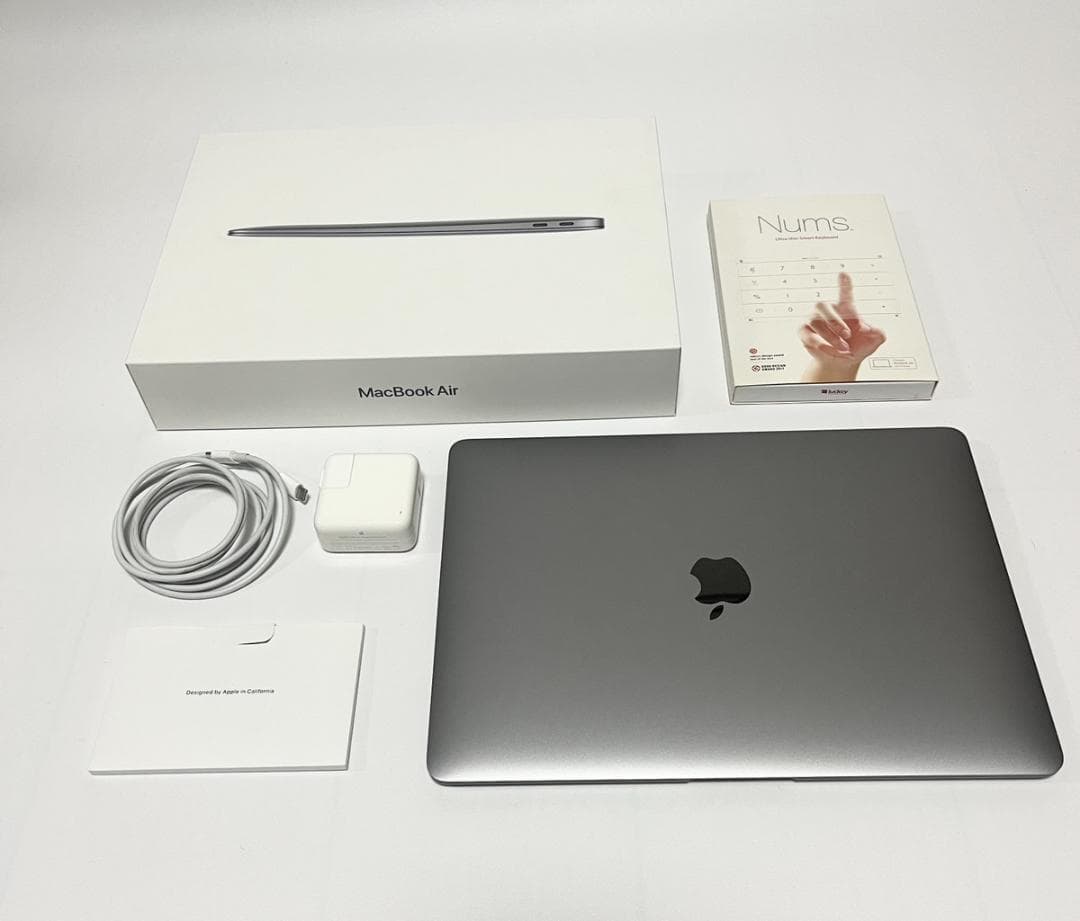 Apple MacBookAir 2020 M1 メモリ8GB SSD512GB