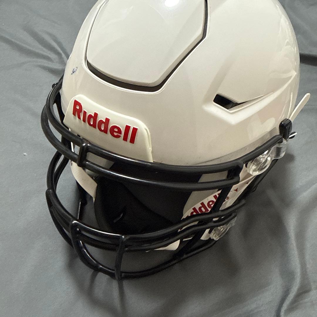 【値下げ中】Riddell アメフトヘルメット　Mサイズ