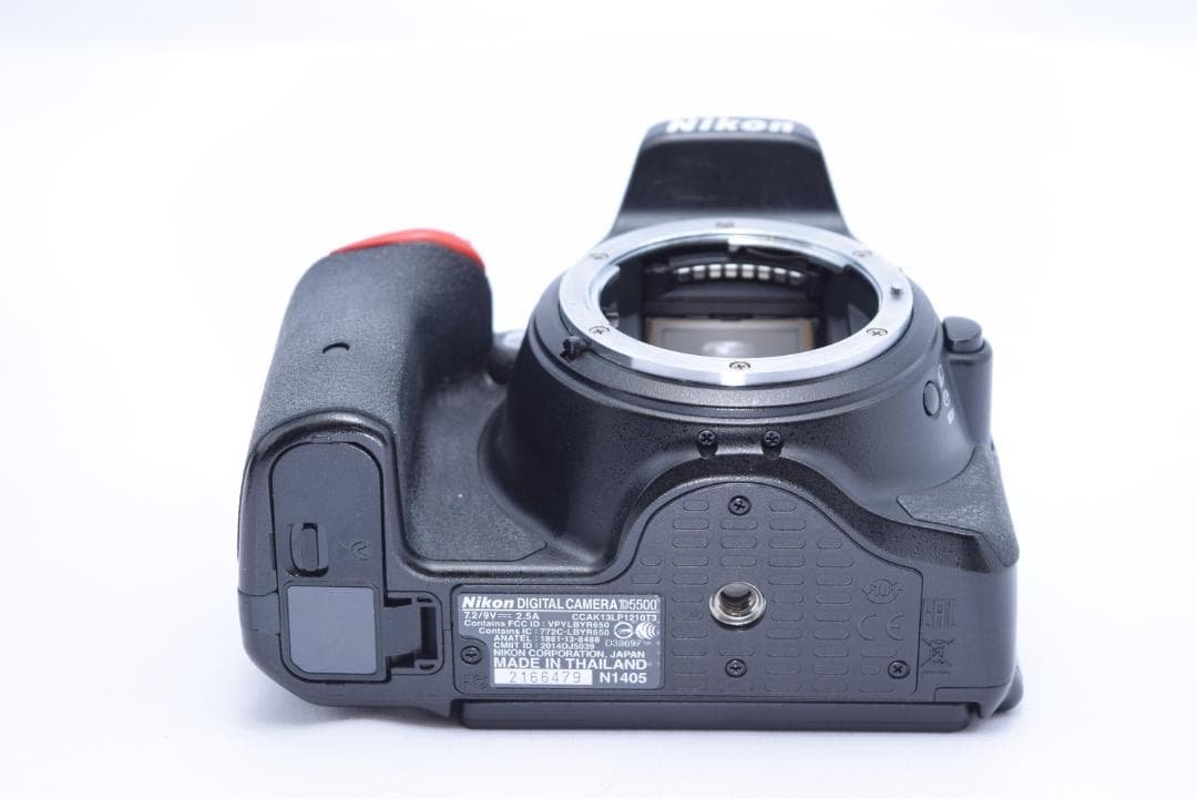 ❶美品　Nikon ニコン　D5500　Ｗレンズセット　バック、おまけ　付き