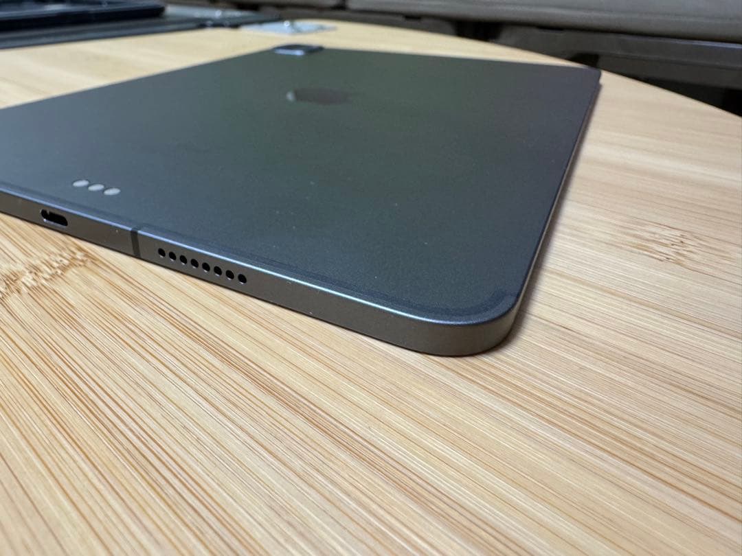 iPad Pro11 インチ第3世代のCellularモデル