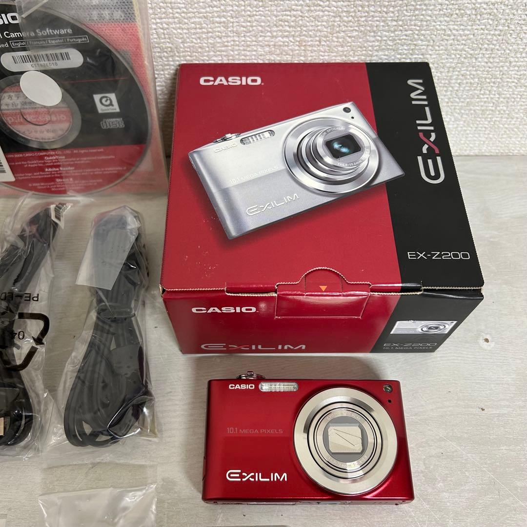 CASIO EXILIM デジカメ　デジタルカメラ　10.1メガピクセル レッド