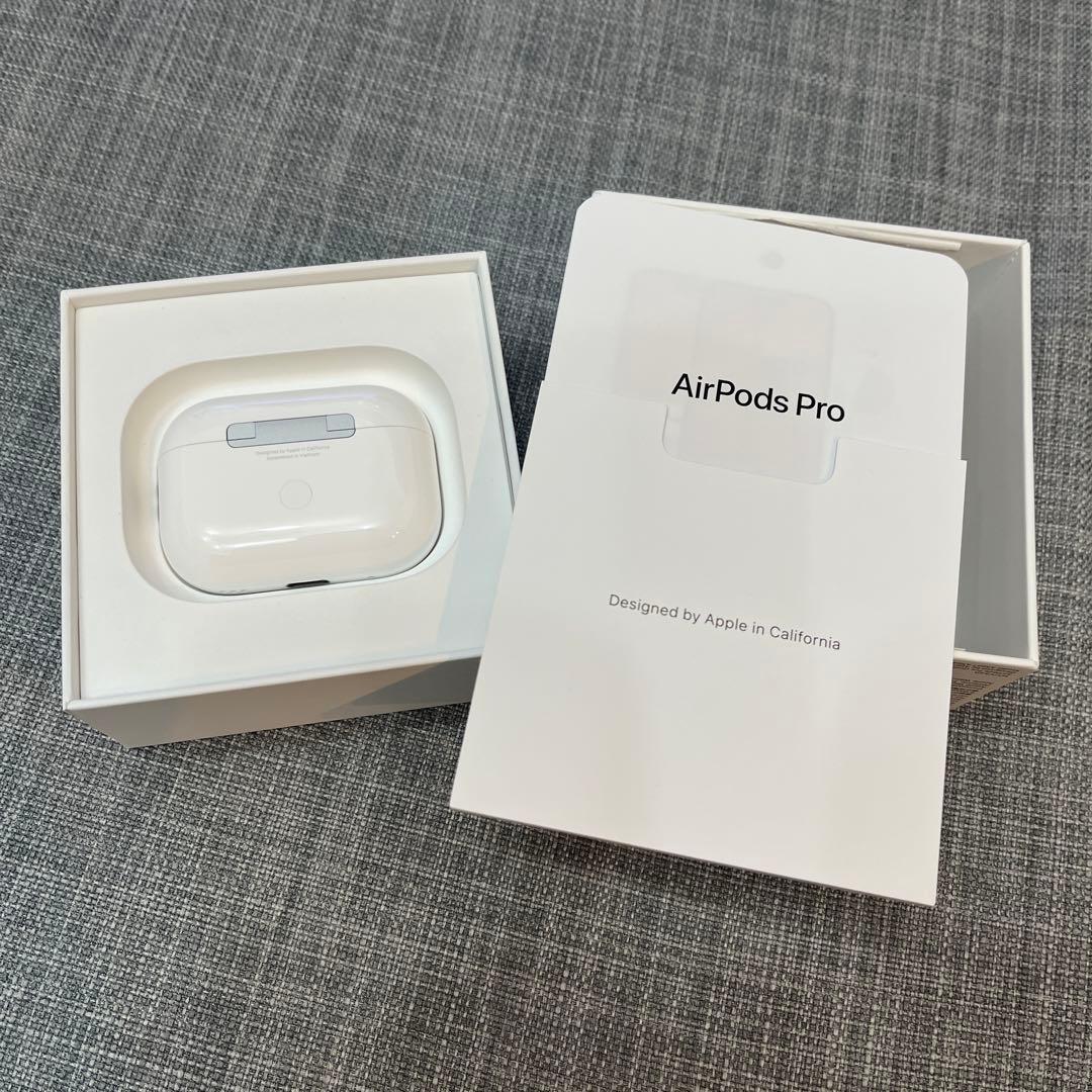 AirPods Pro (第2世代) 本体　⭐︎美品⭐︎➕オマケケース付き　送料無料