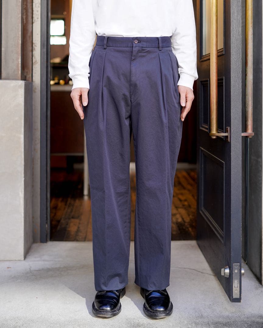 NEAT チノパン ネイビー　サイズ44