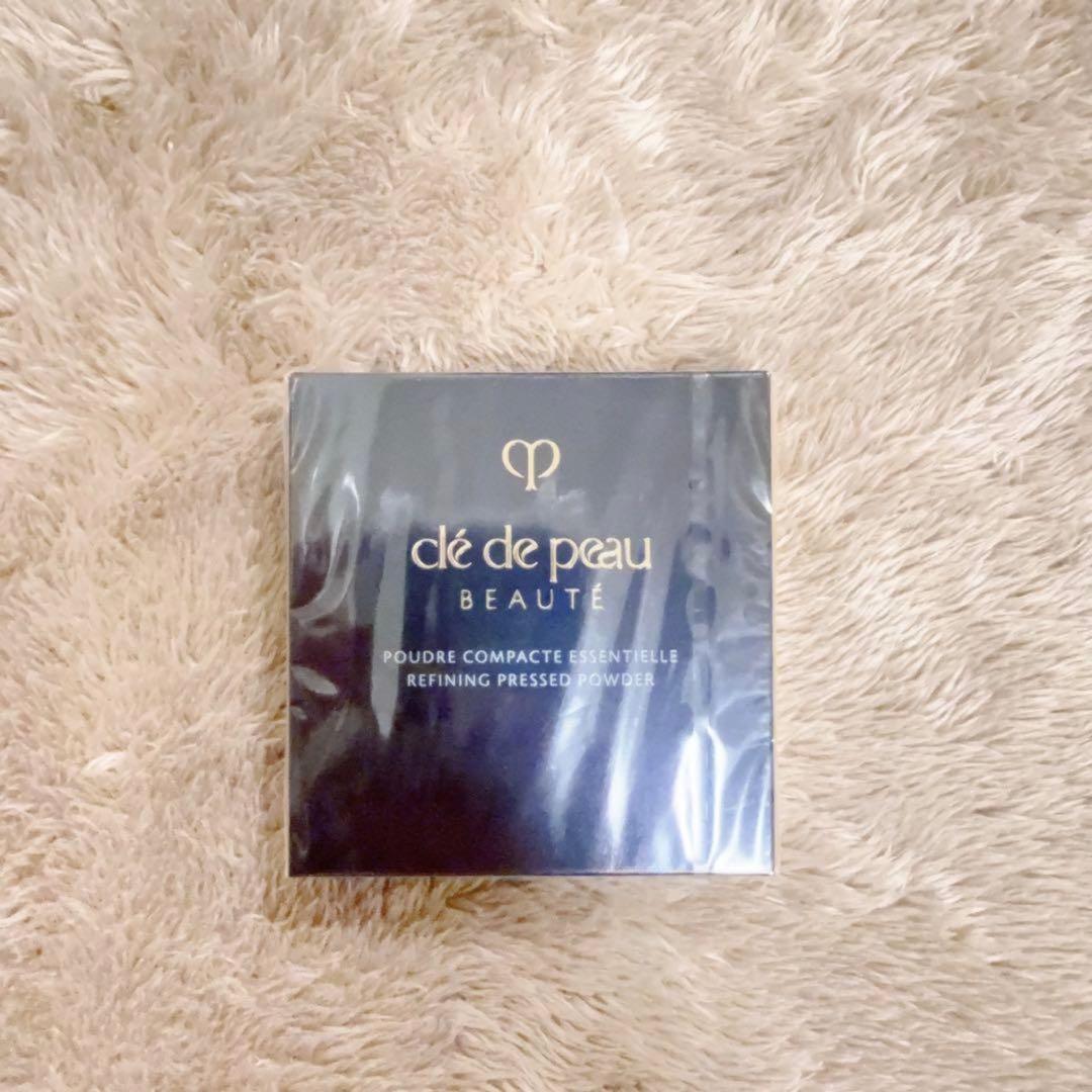 【最終値下げ】クレドポーボーテ プードルコンパクトエサンシエルn