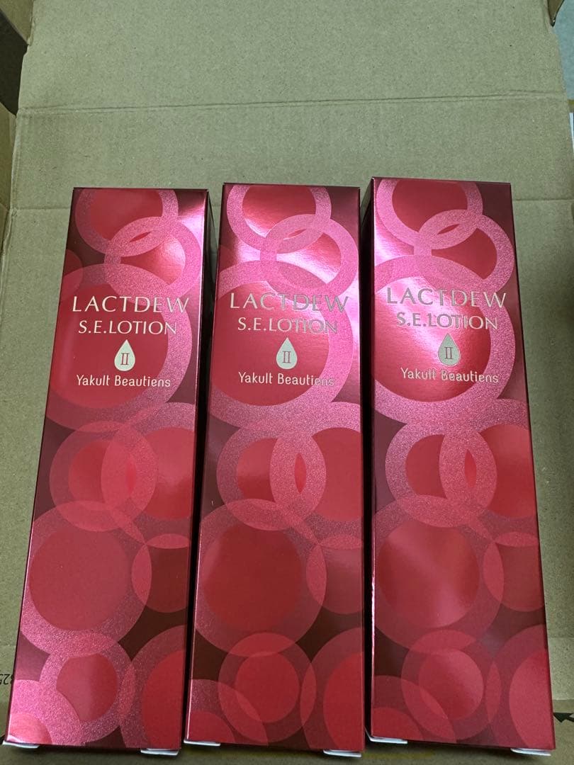 Yakult Lactdew S.E.Lotion 130ml3個