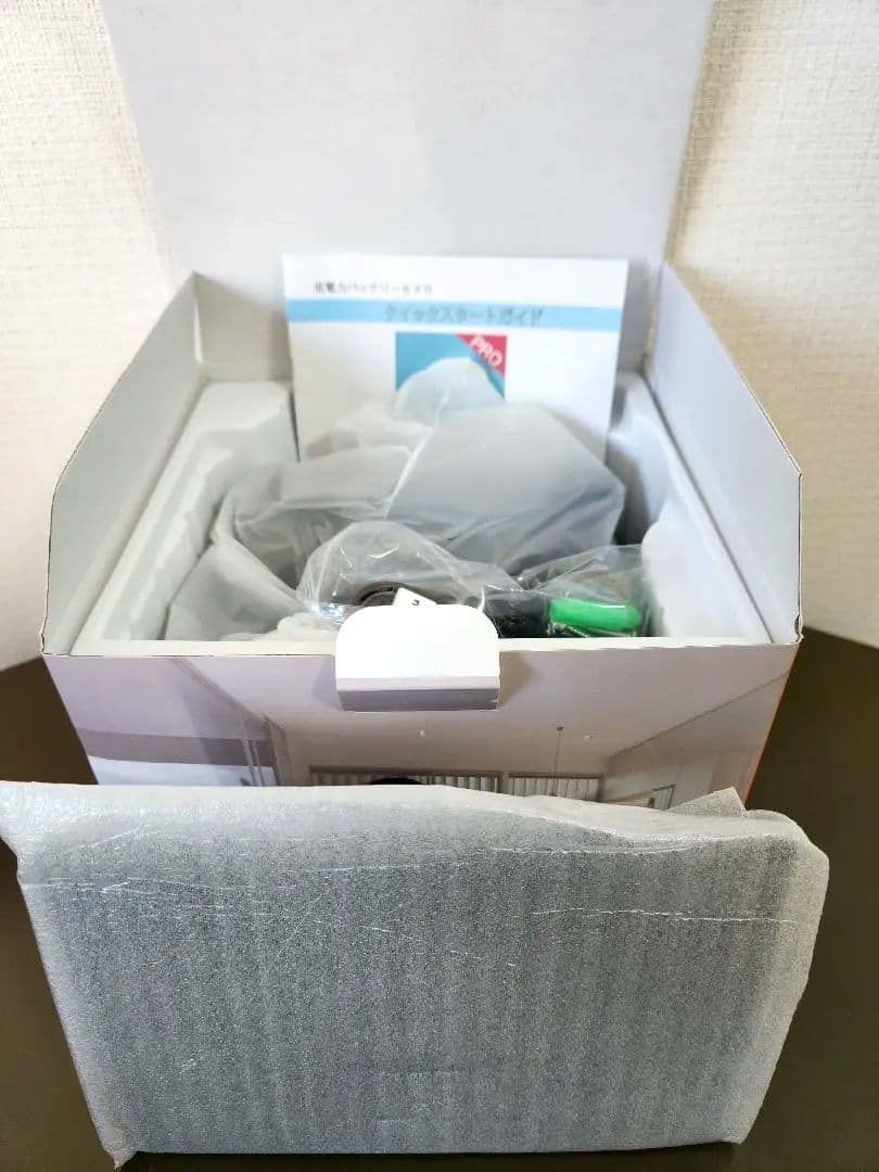 【新品・未使用】防犯カメラ　ソーラー　屋外　監視　ワイヤレス　WiFi対応　人気