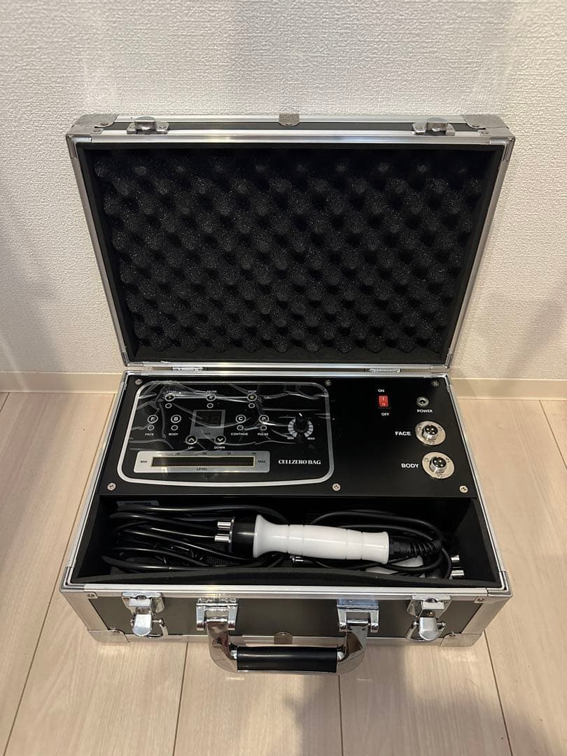 じぶんdeエステ　CELLZERO BAG 美顔器 フェイス・ボディ用
