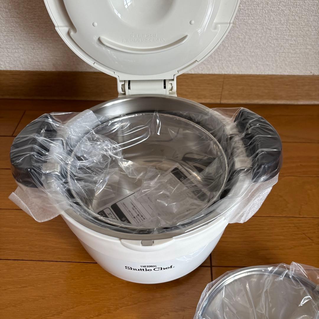 サーモスのシャトルシェフ