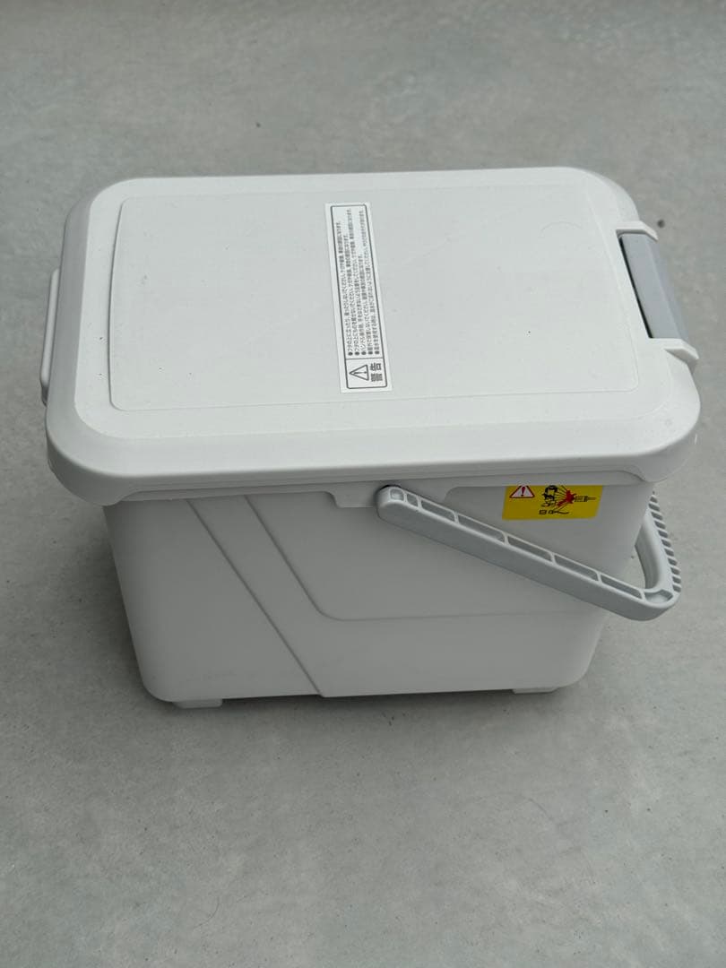 タンク式高圧洗浄機