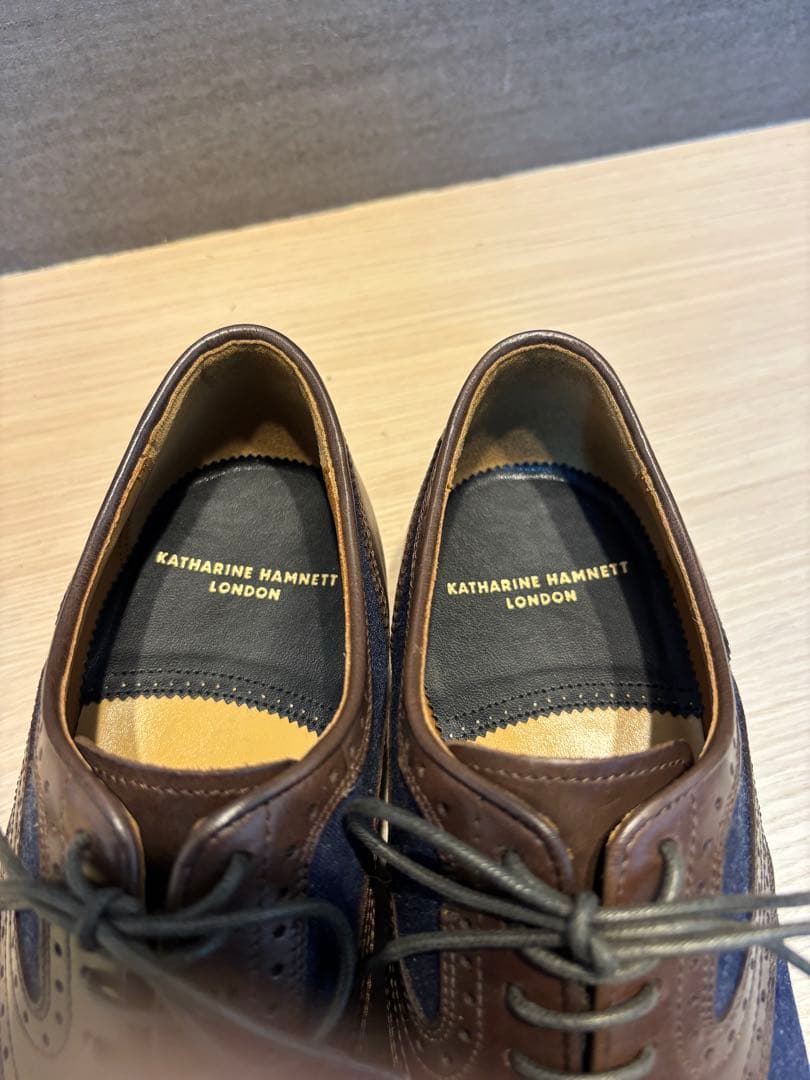 極美品キャサリンハムネットロンドン　31714 日本サイズ26.0cm目安