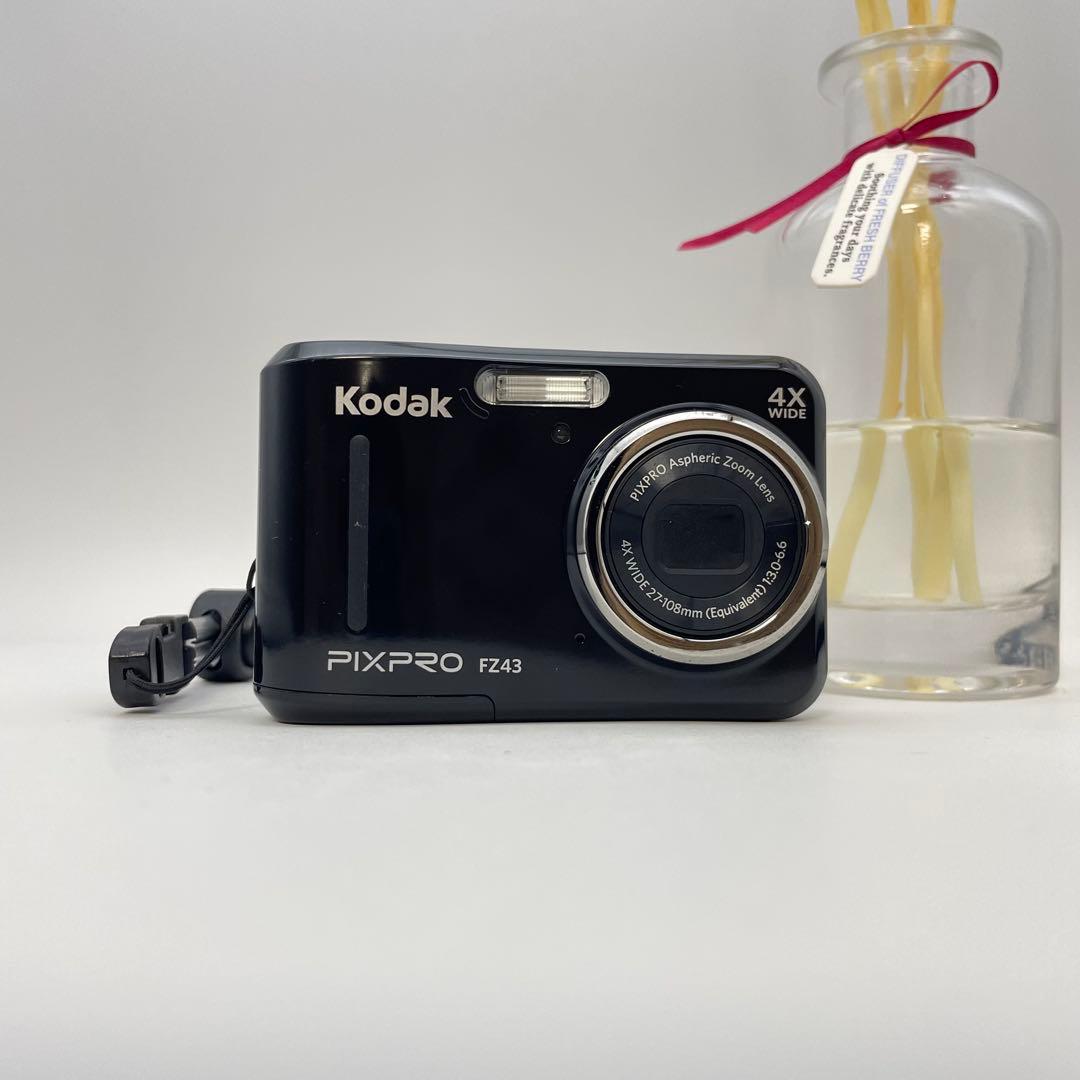 美品✨Kodak PIXPRO FZ43✨動作確認済 スマホ転送OK 単三電池♪