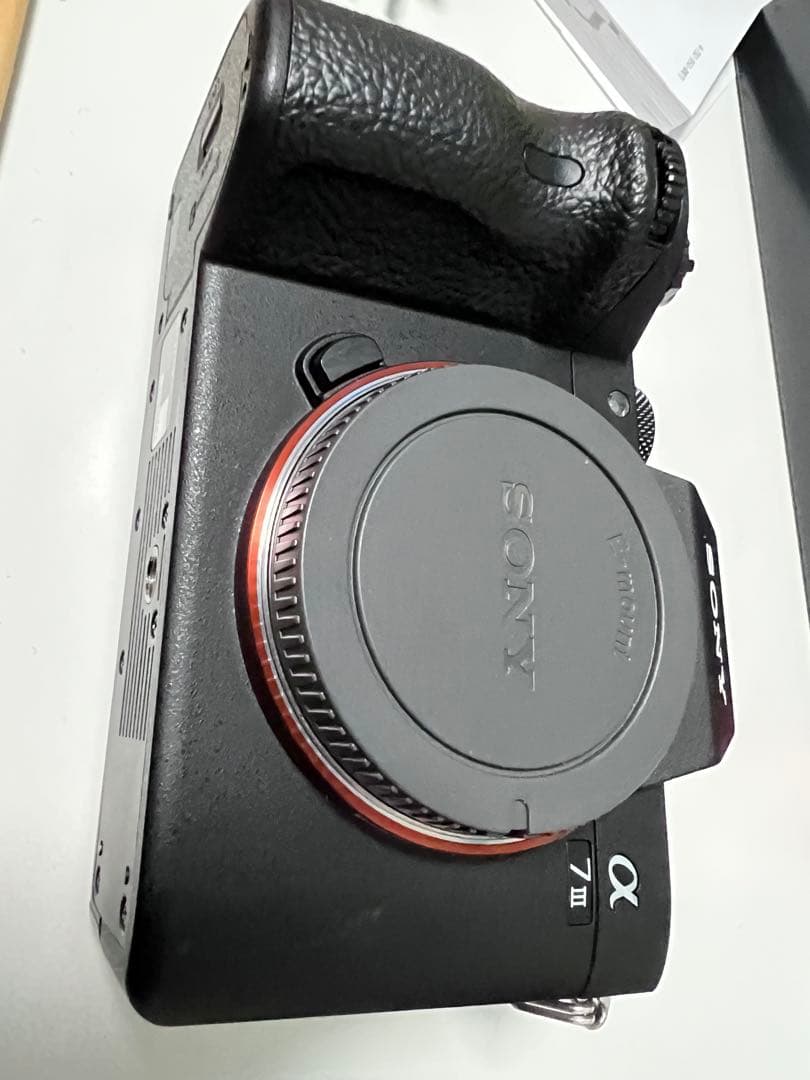 Sony α7 III ミラーレス一眼 本体とレンズバッテリー2本セット